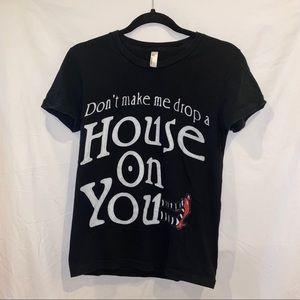 Wizard of Oz Black Women’s Tee Size Large